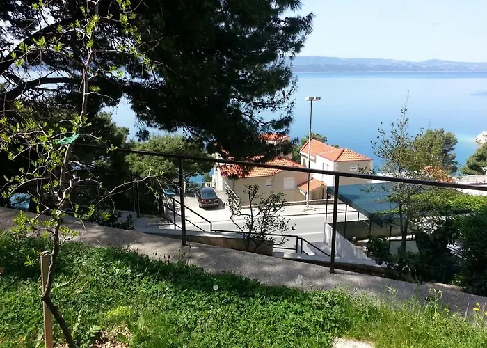 House With A Parking Space Medici, Omis - 11108 *